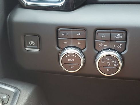 Certified 2022 GMC Sierra 1500 Denali AWD/4WD image 18