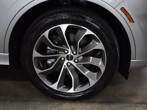 Used 2023 Lincoln Aviator Grand Touring AWD/4WD image 40