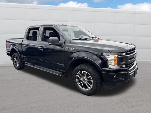 Used 2018 Ford F150 XLT w/ Equipment Group 302A Luxury AWD/4WD image 8