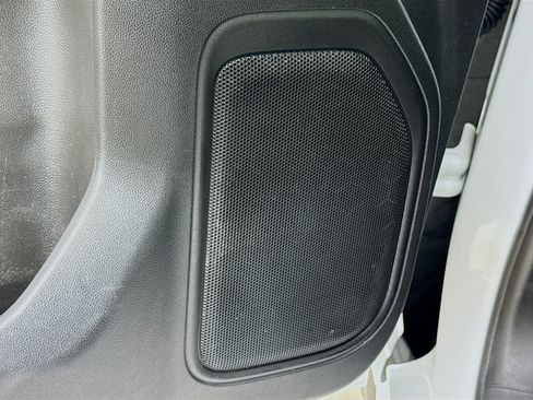 Used 2023 Chevrolet Silverado 2500 LT w/ Convenience Package image 19