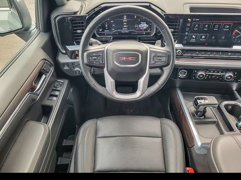Used 2023 GMC Sierra 1500 SLT w/ SLT Premium Package AWD/4WD image 10