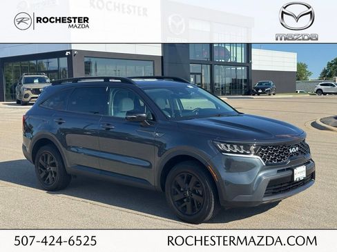 Used 2022 Kia Sorento S AWD/4WD image 1