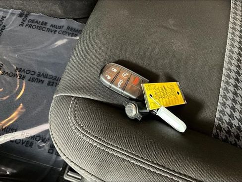 Used 2022 Dodge Charger GT image 10