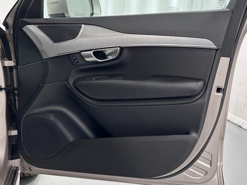Certified 2023 Volvo XC90 B5 Core w/ Climate Package AWD/4WD image 20