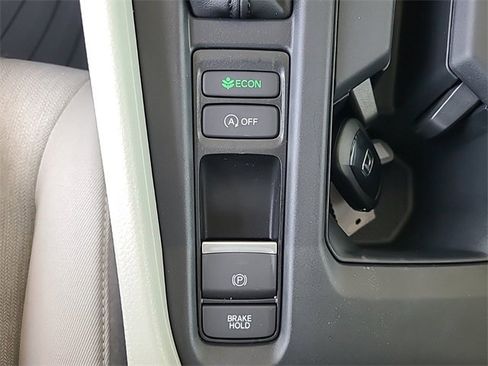 Certified 2024 Honda Accord EX image 34