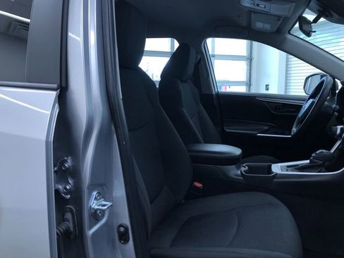 Used 2024 Toyota RAV4 LE image 22