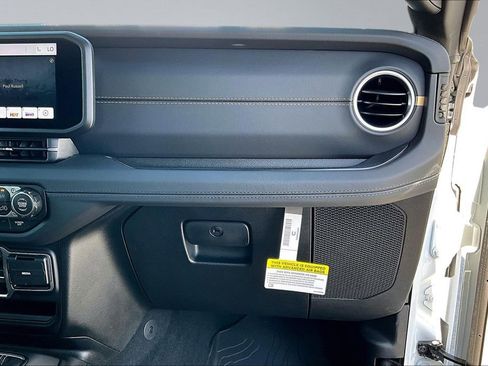 New 2026 Jeep Gladiator Sport image 17