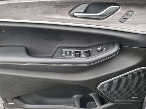 Used 2022 Jeep Grand Cherokee L Limited image 23