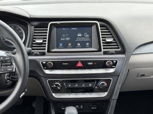 Used 2018 Hyundai Sonata ECO FWD image 8