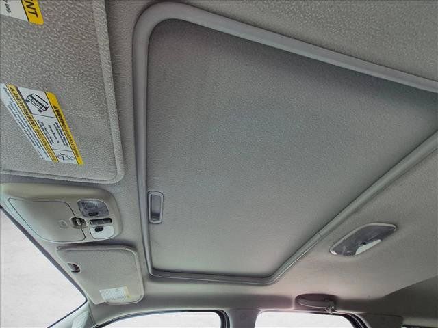 Used 2005 Ford Escape Limited FWD image 12