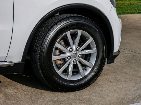Used 2018 Dodge Durango SXT w/ 3rd Row Seating Group RWD image 60