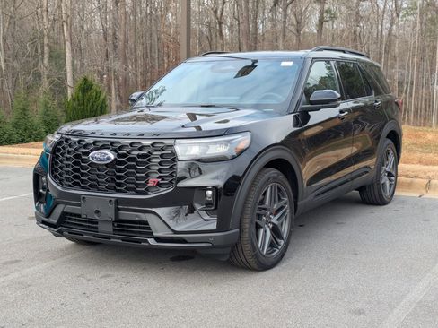 New 2026 Ford Explorer ST w/ Sun And Sound Package image 6