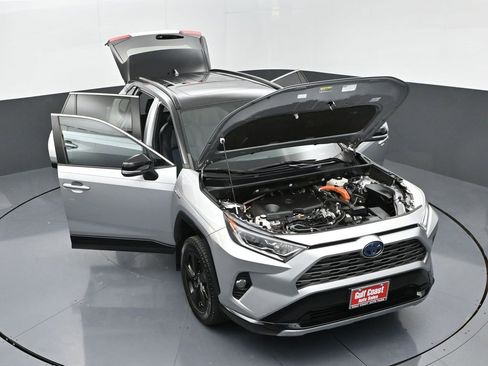 Certified 2021 Toyota RAV4 XSE w/ Carpet Mat Package (TMS) image 48