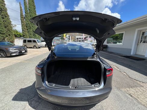 Used 2022 Tesla Model 3 Long Range image 25