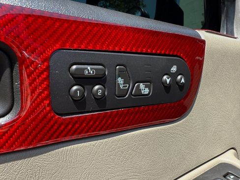 Used 2005 HUMMER H2 image 24