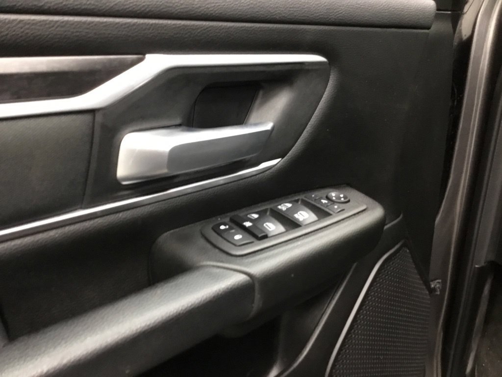 Used 2023 RAM 1500 Big Horn AWD/4WD image 7