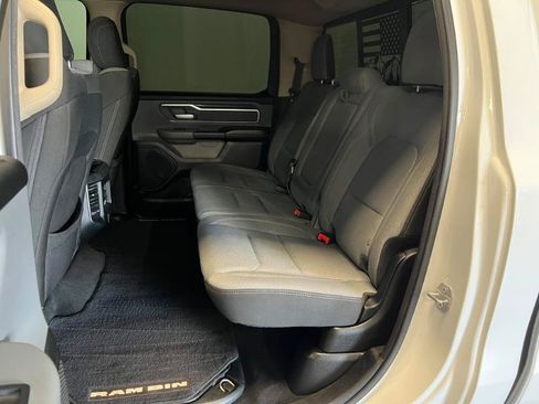 Used 2019 RAM 1500 Big Horn RWD image 22