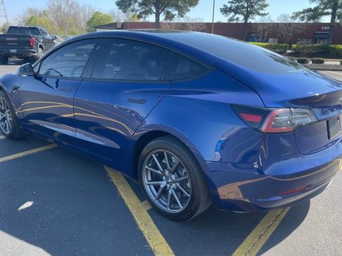 Used 2019 Tesla Model 3 Standard Range Plus image 9