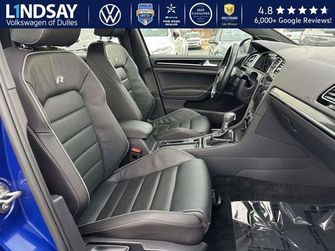 Used 2019 Volkswagen Golf R 4-Door image 11