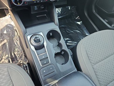 Used 2022 Ford Escape SE w/ Convenience Package image 24