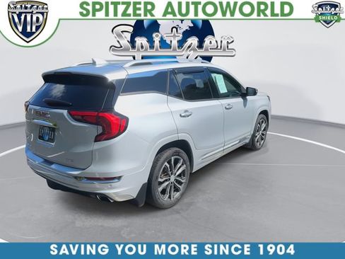 Used 2020 GMC Terrain Denali w/ Denali Premium Package AWD/4WD image 11