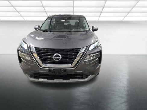 Used 2023 Nissan Rogue SV FWD image 9