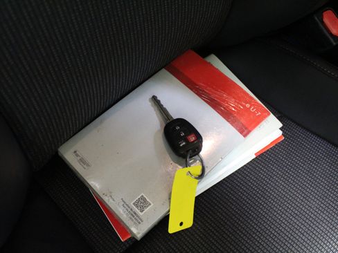 Used 2019 Toyota Corolla SE image 22