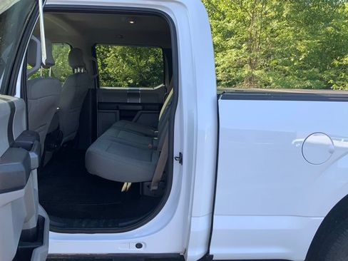 Used 2016 Ford F150 XLT w/ Equipment Group 301A Mid AWD/4WD image 22