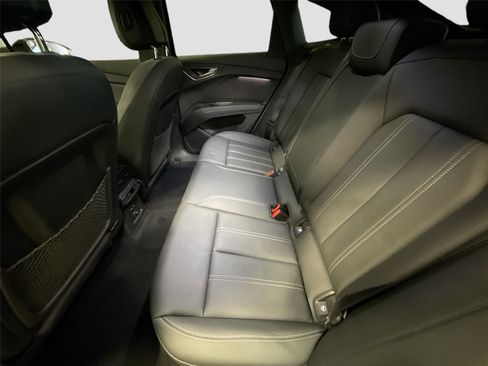 Certified 2023 Audi Q4 e-tron Premium Plus w/ Premium Plus image 25