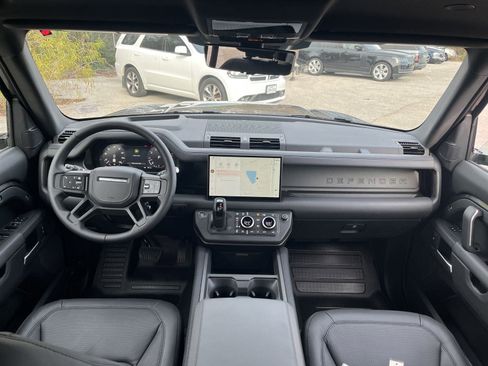 Used 2025 Land Rover Defender 130 Outbound image 13