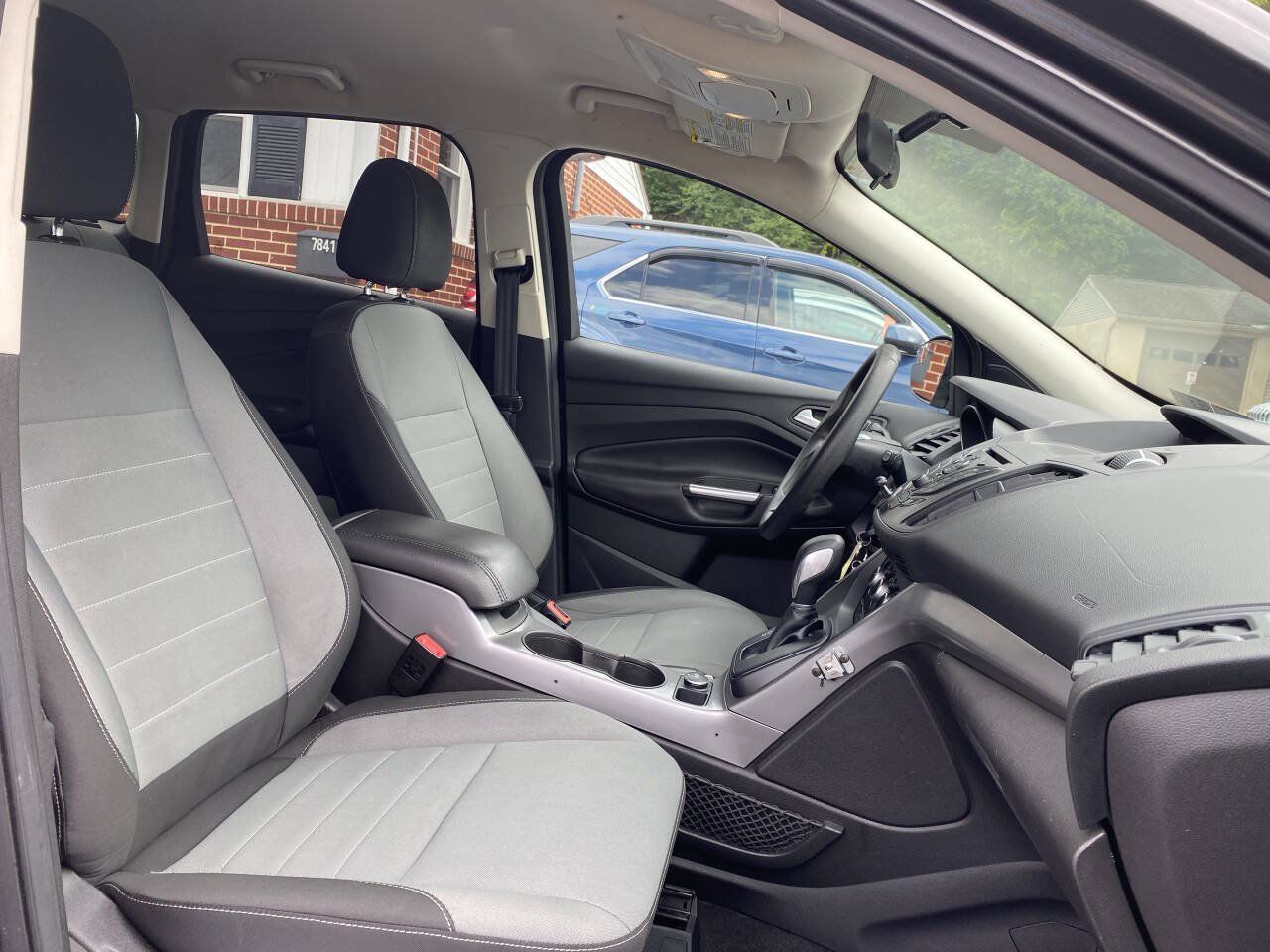 Used 2016 Ford Escape SE AWD/4WD image 18