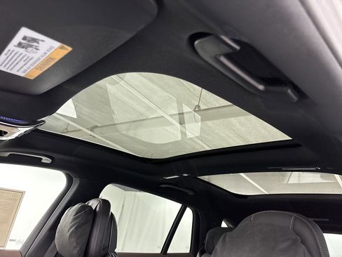 New 2026 Mercedes-Benz EQS 550 4MATIC SUV image 14