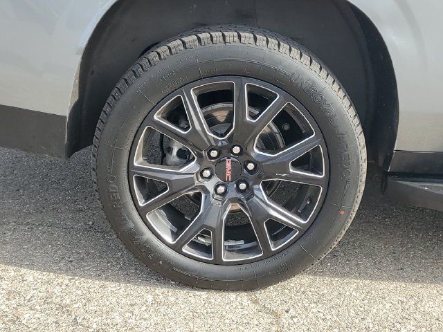 Certified 2023 GMC Yukon XL Denali w/ Max Trailering Package AWD/4WD image 5