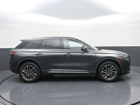 Used 2020 Lincoln Corsair AWD w/ Equipment Group 101A image 8