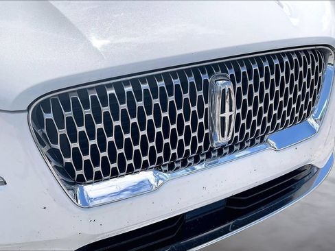 Used 2022 Lincoln Corsair Reserve w/ Elements Package FWD image 29