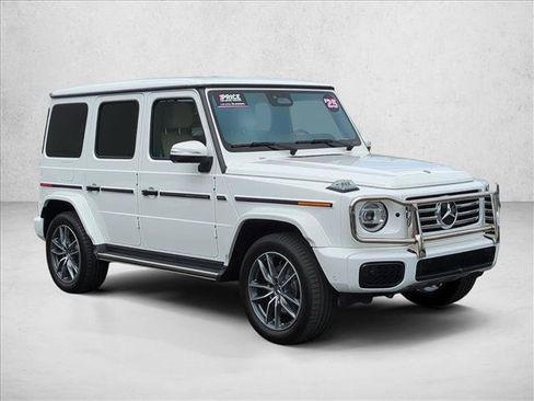 Used 2025 Mercedes-Benz G 550 image 3