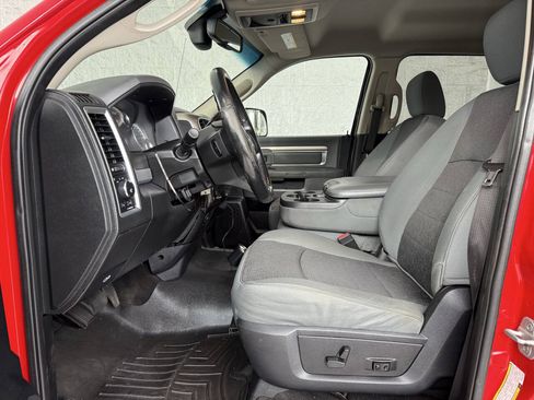 Used 2013 RAM 3500 SLT w/ Luxury Group AWD/4WD image 5