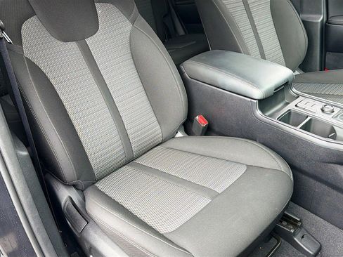Used 2023 Kia Sorento LX FWD image 24