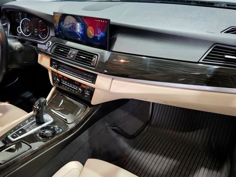 Used 2014 BMW 550i xDrive 550i xDrive image 18