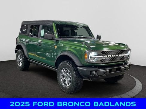 New 2025 Ford Bronco Badlands image 7