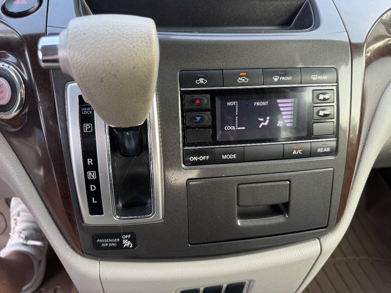 Used 2012 Nissan Quest S FWD image 16