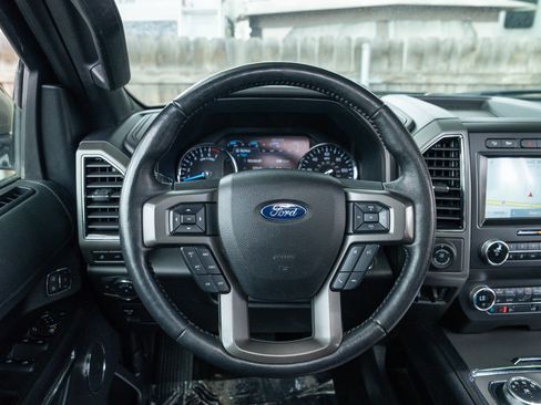 Used 2020 Ford Expedition XLT w/ Equipment Group 202A AWD/4WD image 13