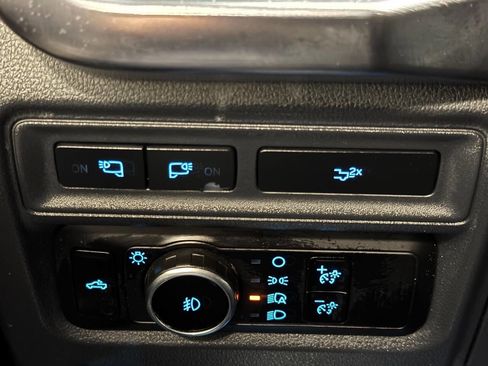 Used 2023 Ford F150 Lariat w/ Equipment Group 502A High image 29