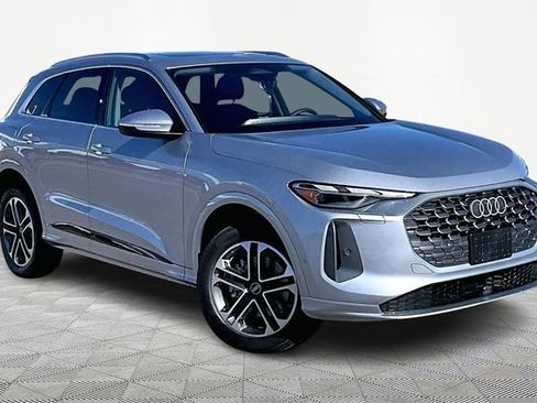 New 2025 Audi Q5 2.0T Premium image 2