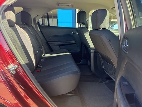 Used 2017 Chevrolet Equinox LT w/ Convenience Package image 17