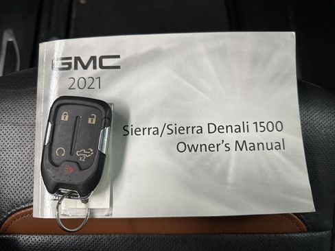 Used 2021 GMC Sierra 1500 AT4 image 38