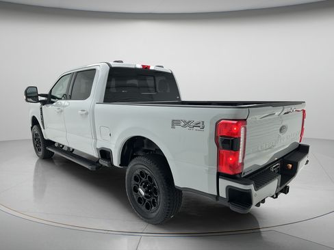 Used 2025 Ford F250 Lariat w/ Lariat Ultimate Package AWD/4WD image 7