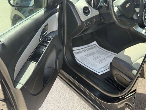 Used 2012 Chevrolet Cruze LS w/ Connectivity Package image 10