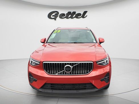Used 2023 Volvo XC40 B5 Plus w/ Driver Assist Package AWD/4WD image 9