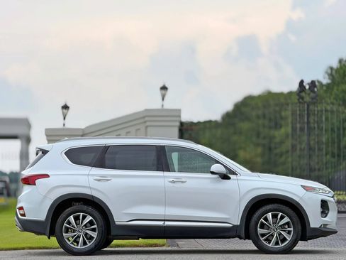 Used 2019 Hyundai Santa Fe SEL FWD image 6